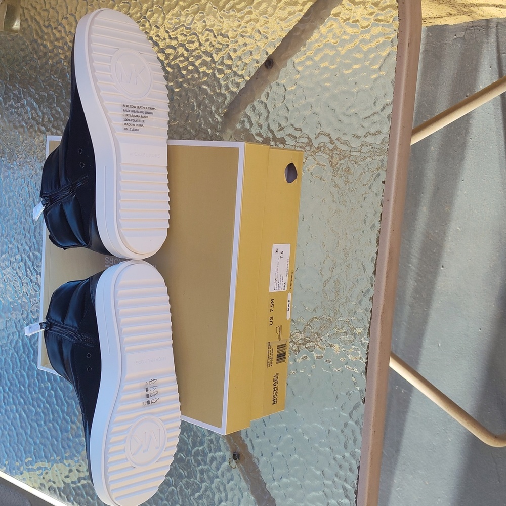 MICHAEL Michael Kors Emmett Quilted Sneaker Boot - Picture 10 of 14